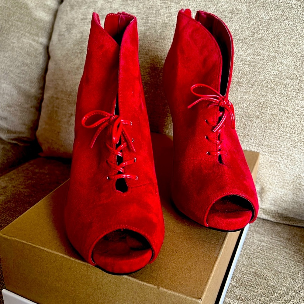 Impo booties